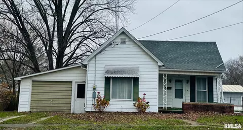 310 S Congress St, Rushville, IL 62681