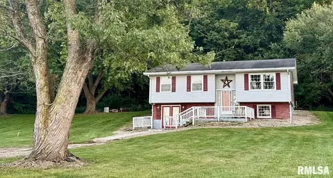 14806 Chandlerville Rd, Beardstown, IL 62618