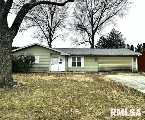 1007 Freedman St, Jacksonville, IL 62650