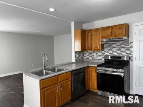 Kitchen - 1917 E Kys, Springfield, IL 62702 photo 1 of 1
