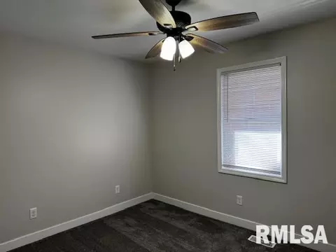 Bedroom - 1917 E Kys, Springfield, IL 62702 photo 2 of 5