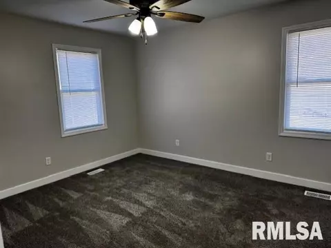 Other - 1917 E Kys, Springfield, IL 62702 photo 8 of 11