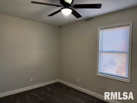 Bedroom - 1917 E Kys, Springfield, IL 62702 photo 4 of 5