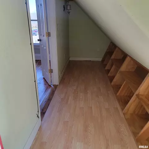 Entry Way - 1411 S 5th St, Springfield, IL 62703 photo 11 of 11