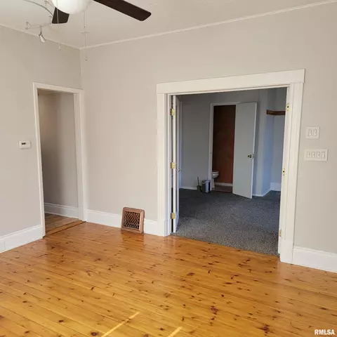 Living - 1411 S 5th St, Springfield, IL 62703 photo 3 of 3