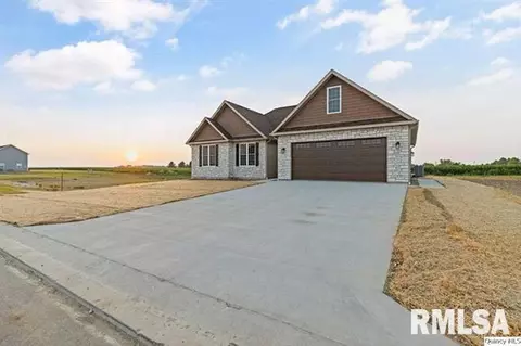 605 W North St, Mount Sterling, IL 62353