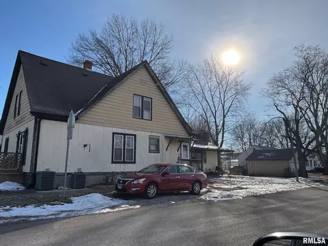 430 W Elliott Ave, Springfield, IL 62702 photo 3