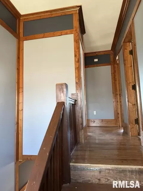 213 N Illinois St, Camp Point, IL 62320 photo 5
