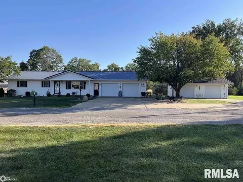 200 W Main Cross St, Timewell, IL 62375