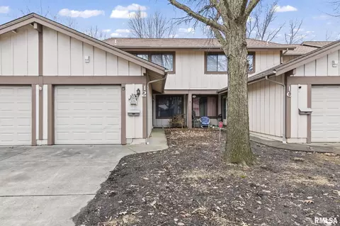 12 Whisperglen Ln, Springfield, IL 62704