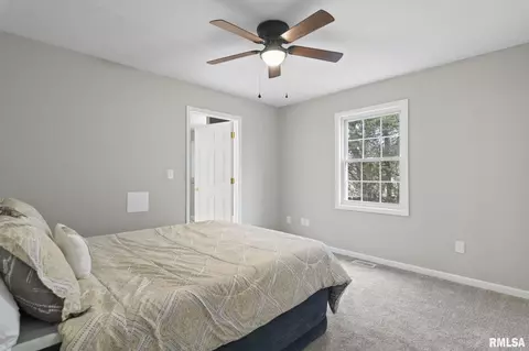 Bedroom - 111 W Wilcox St, Springfield, IL 62707 photo 2 of 3