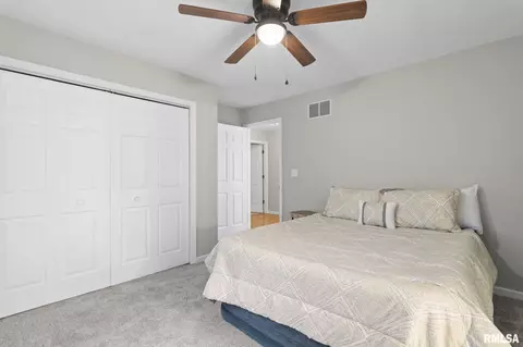Bedroom - 111 W Wilcox St, Springfield, IL 62707 photo 1 of 3