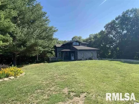 1467 330 N Ave, Versailles, IL 62378