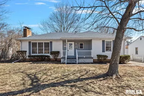 2720 Fillmore St, Springfield, IL 62704