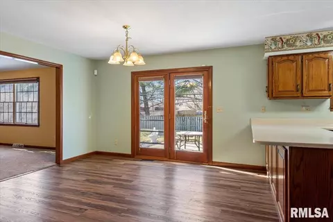 1812 Post Oak Ct, Springfield, IL 62704 photo 9
