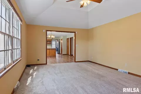 1812 Post Oak Ct, Springfield, IL 62704 photo 13