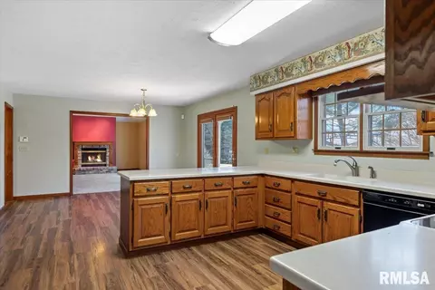 1812 Post Oak Ct, Springfield, IL 62704 photo 6