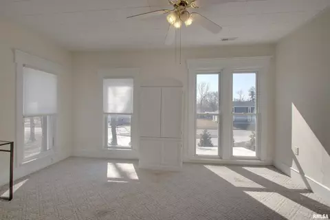 Bedroom - 208 E South St, Mendon, IL 62351 photo 2 of 8
