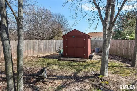 8 Oakwood Dr, Springfield, IL 62711 photo 37
