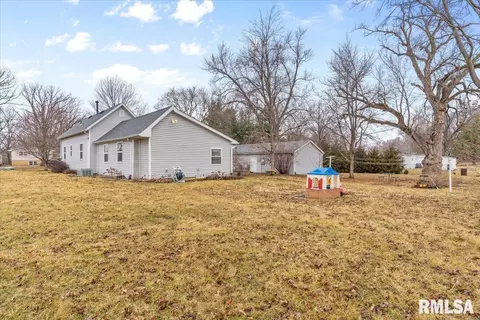 Exterior - 2962 Winch Rd, Springfield, IL 62707 photo 7 of 8