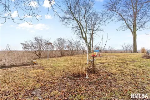 Exterior - 2962 Winch Rd, Springfield, IL 62707 photo 5 of 8