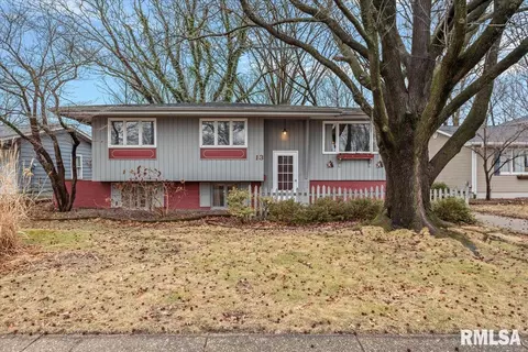13 Claymont Ct, Springfield, IL 62704