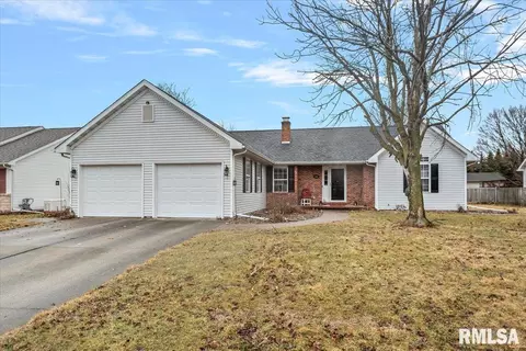 248 Linden Ln, Williamsville, IL 62693