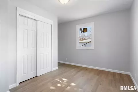 Bedroom - 2606 Fox Bridge Rd, Springfield, IL 62703 photo 3 of 5