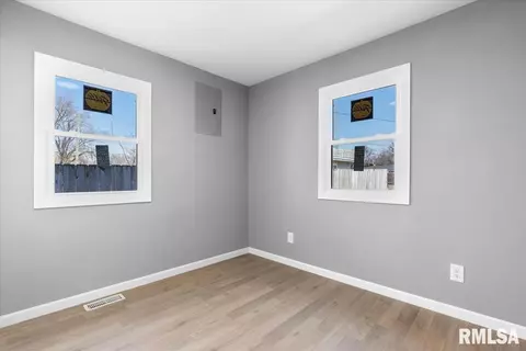Bedroom - 2606 Fox Bridge Rd, Springfield, IL 62703 photo 5 of 5