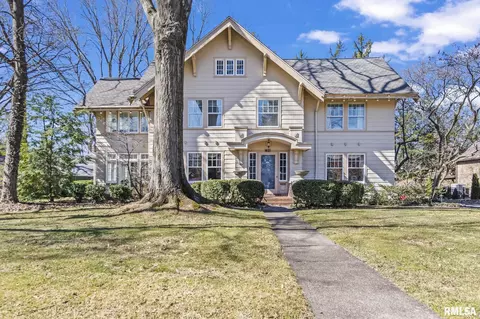 1621 Wiggins Ave, Springfield, IL 62704