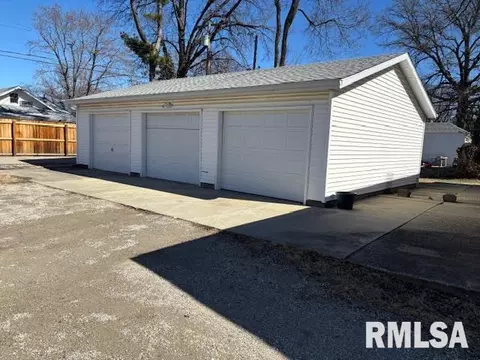 1611 W Monroe, Springfield, IL 62704 photo 29