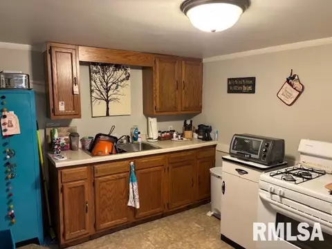 1611 W Monroe, Springfield, IL 62704 photo 8
