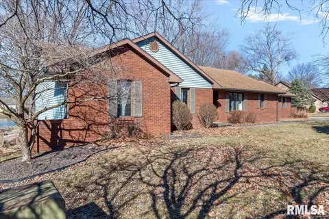 5349 N Cotton Hill Rd, Springfield, IL 62703