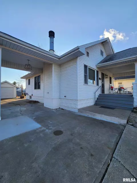 2512 Cedar St, Quincy, IL 62301 photo 11