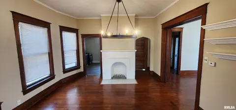 814 W Edwards St, Springfield, IL 62704 photo 10