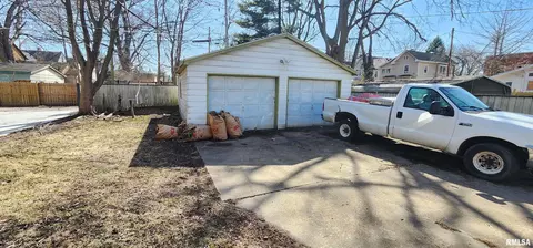 814 W Edwards St, Springfield, IL 62704 photo 38