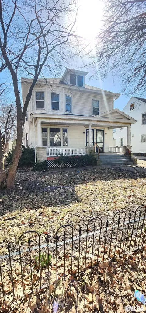 814 W Edwards St, Springfield, IL 62704