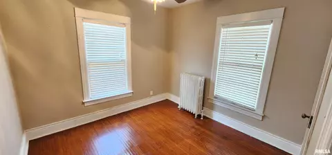 814 W Edwards St, Springfield, IL 62704 photo 23