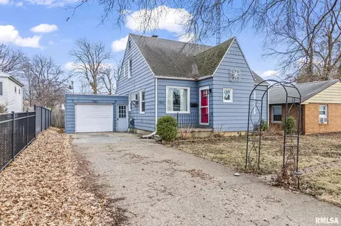 1932 S Lincoln, Springfield, IL 62704