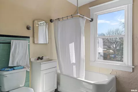 716 E Black Ave, Springfield, IL 62702 photo 24