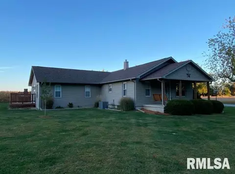 621 1050 E St, Mount Sterling, IL 62353