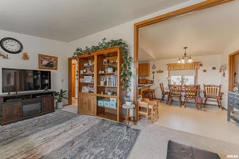 Other - 64 1725th Ave, Mount Pulaski, IL 62548 photo 5 of 13