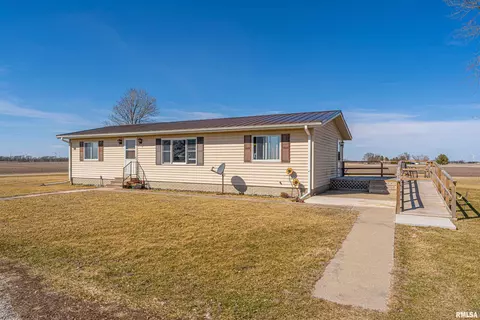 Other - 64 1725th Ave, Mount Pulaski, IL 62548 photo 2 of 13