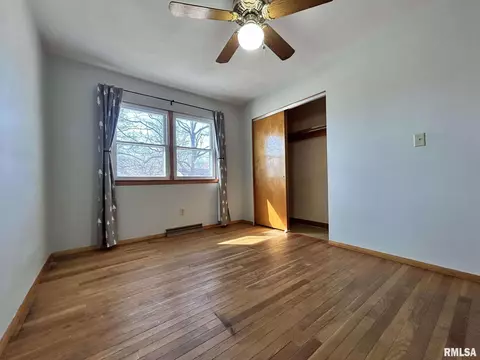 Bedroom - 68 Locksley Ln, Springfield, IL 62704 photo 6 of 6