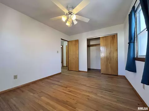 Bedroom - 68 Locksley Ln, Springfield, IL 62704 photo 1 of 6