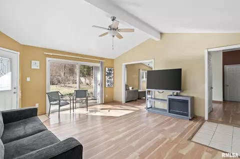 2337 Chatham Rd, Springfield, IL 62704 photo 7