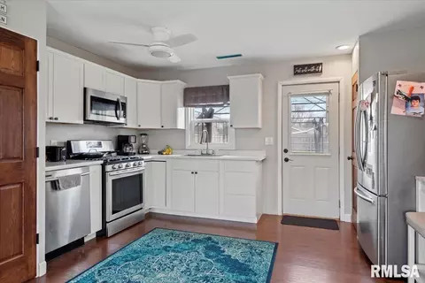 1718 N Wolfe St, Springfield, IL 62702 photo 7