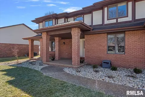 2904 Mill Point Ct, Springfield, IL 62704 photo 4