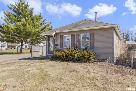 2820 S 3rd St, Springfield, IL 62703 photo 3