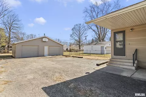 2820 S 3rd St, Springfield, IL 62703 photo 25